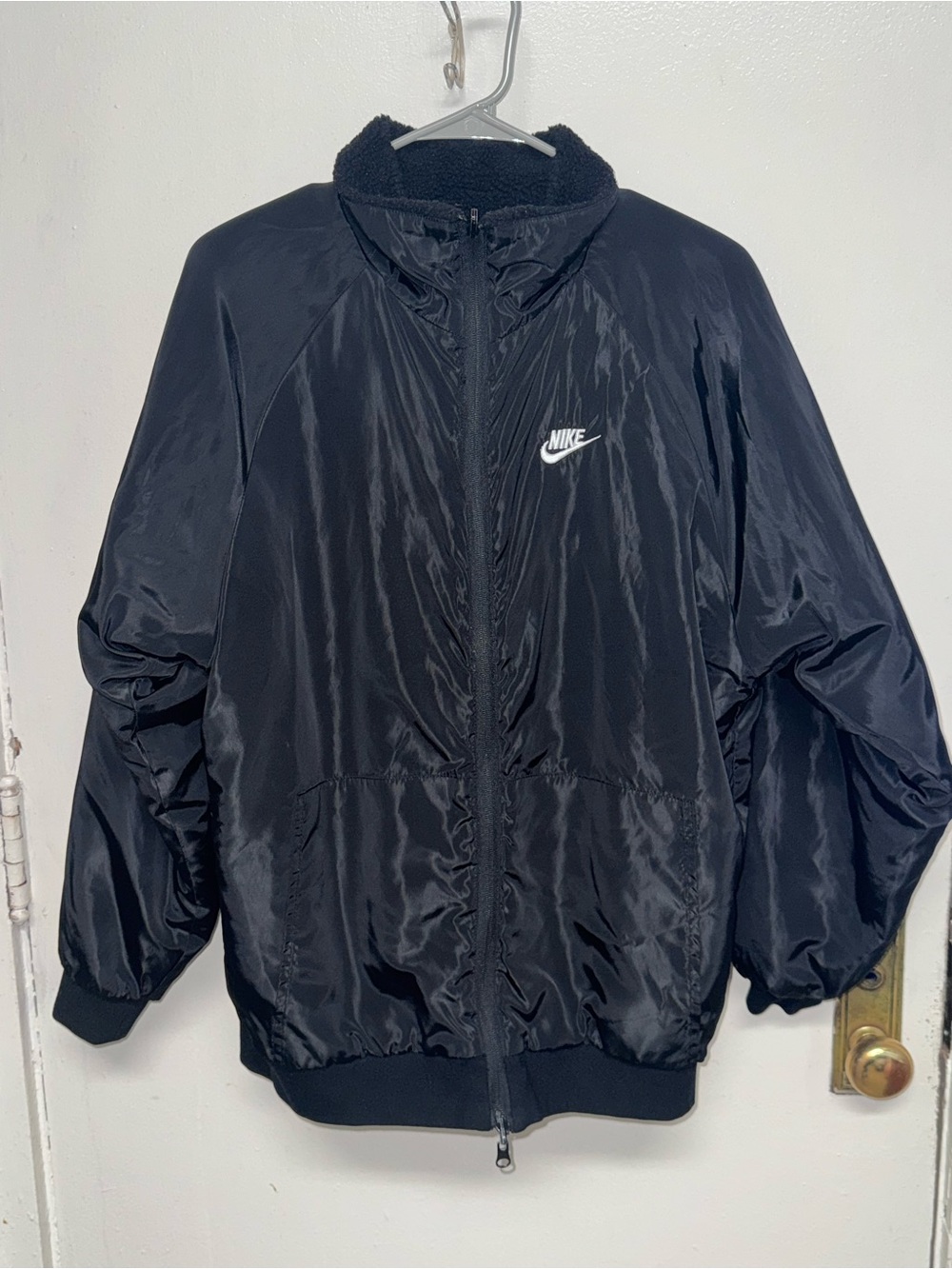 Nike reversible Jacket black and white color fleece jacket Medium men’s